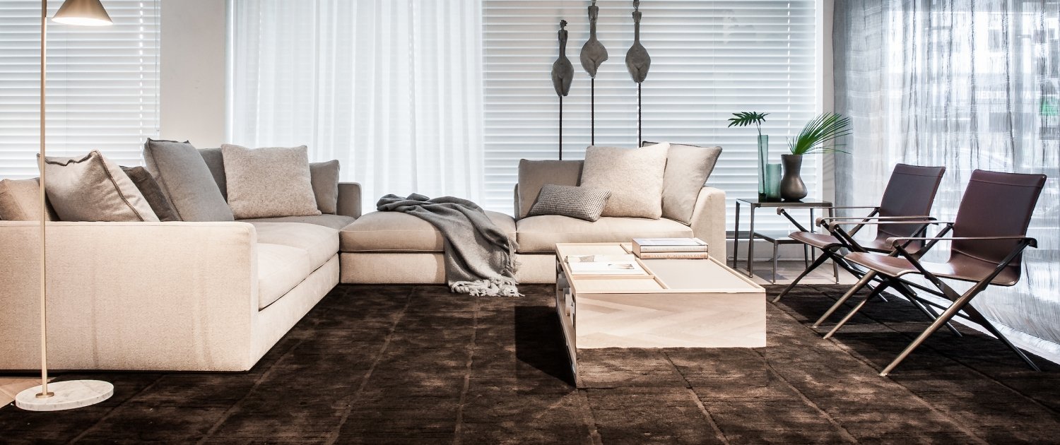 Bankstel in woonkamer